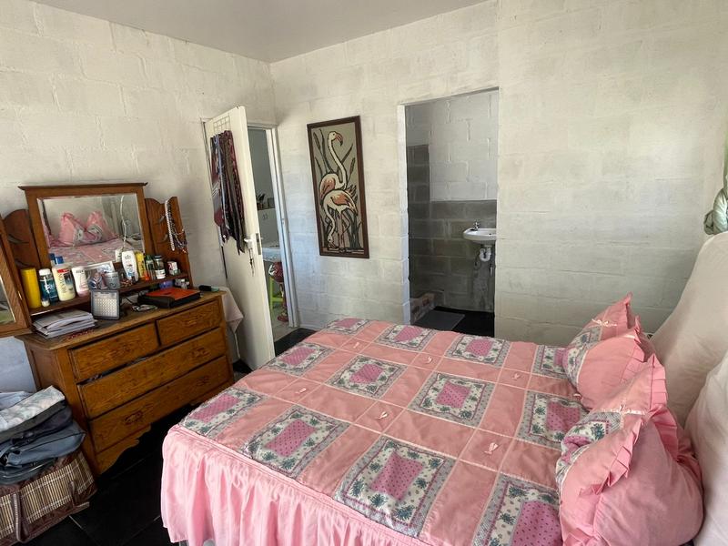 2 Bedroom Property for Sale in Moorreesburg Western Cape